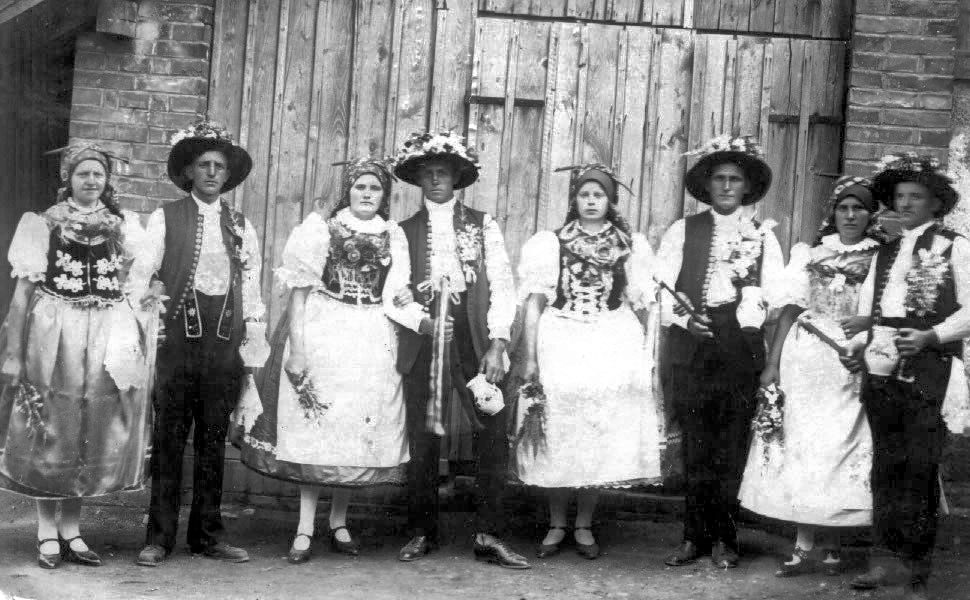 kroj z Brna-Slatiny, historické foto