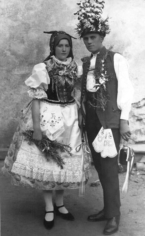 kroj z Brna-Slatiny a, historické foto