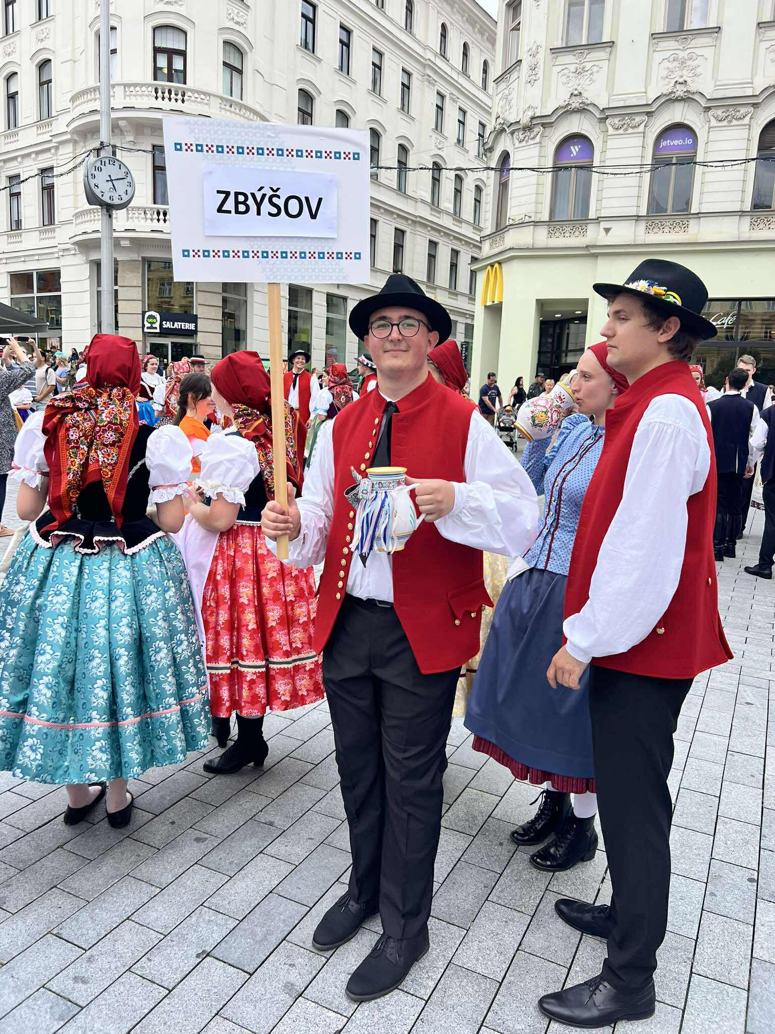 Zbejšovská chasa na festivalu Brněnsko tančí a zpívá (1)